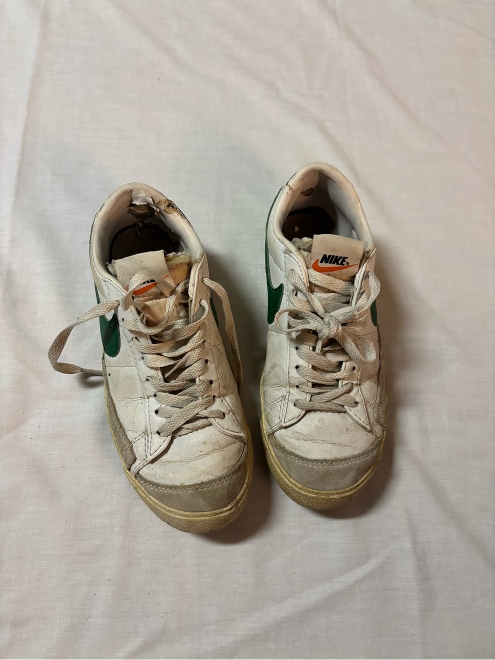 Nike Blazers White & Green Low-Top Sneakers
